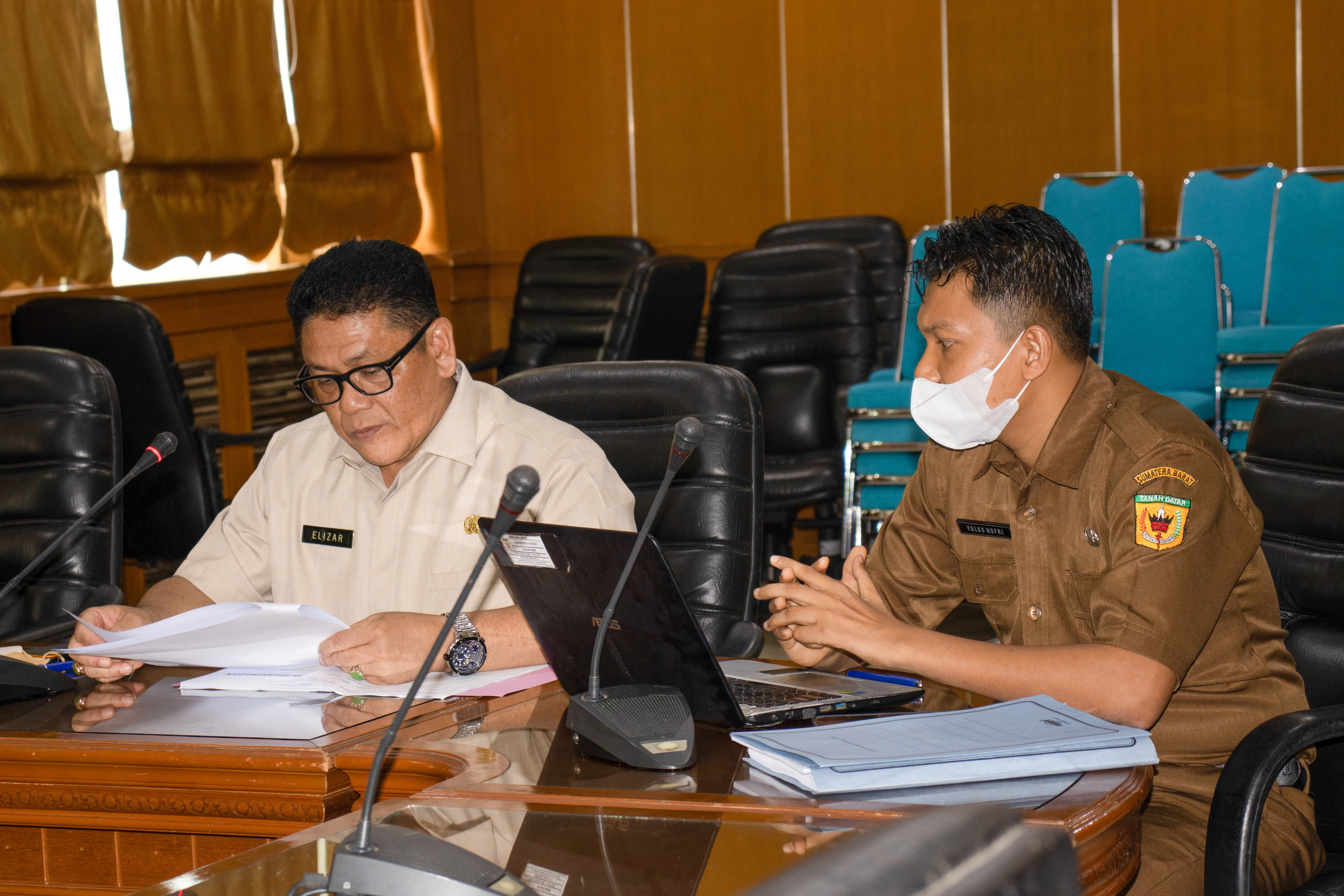 Metting atau Rapat Harmonisasi Ranperda Kabupaten Tanah Datar Tentang Bangunan Gedung