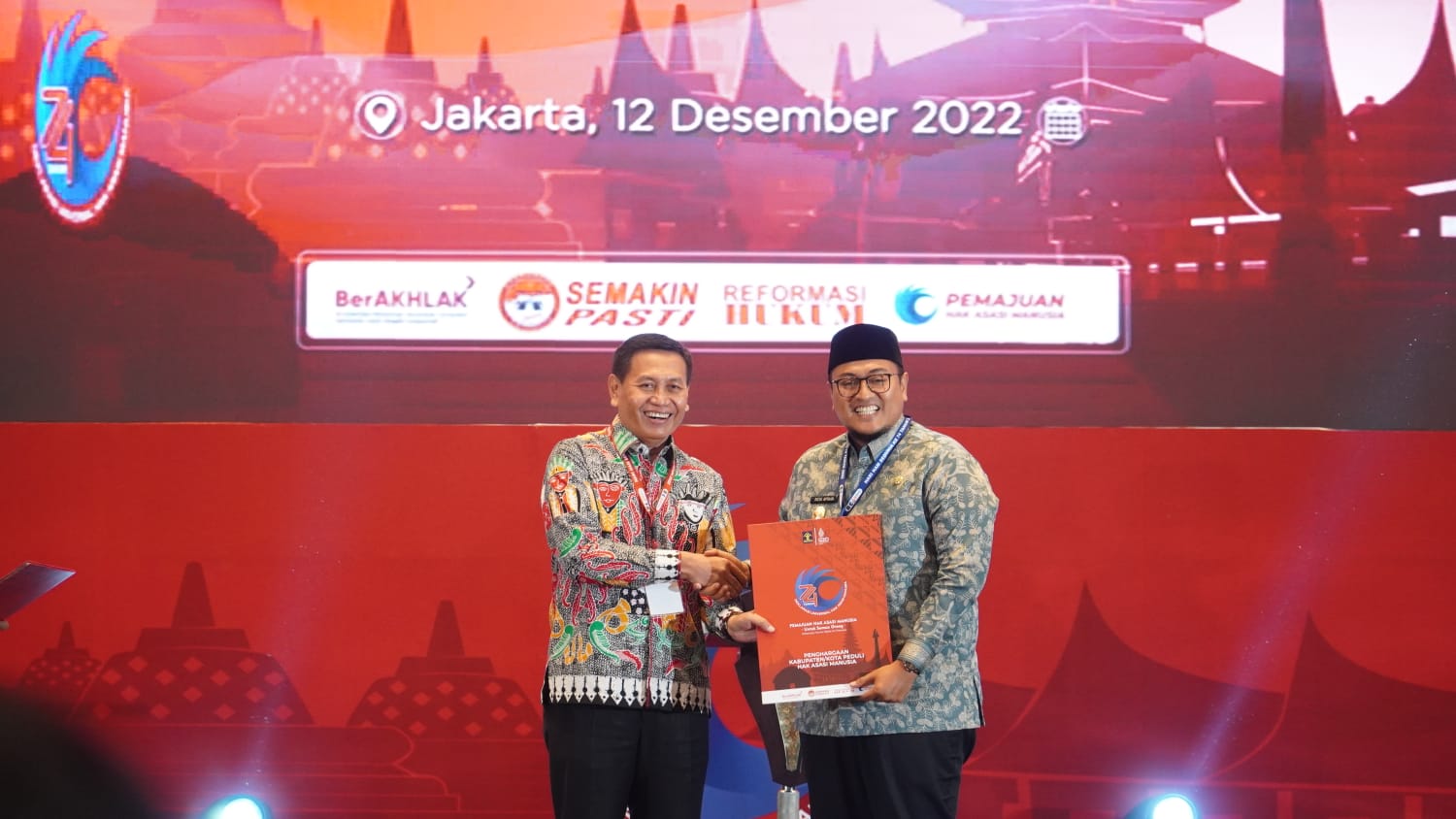 PENGHARGAAN KABUPATEN DAN KOTA PEDULI HAK ASASI MANUSIA TAHUN 2022